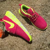 nike rosherun pattern baskets mujer mode vert fluorescent rose